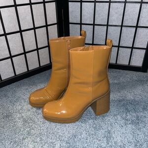 Stylish Tan Ankle Boots